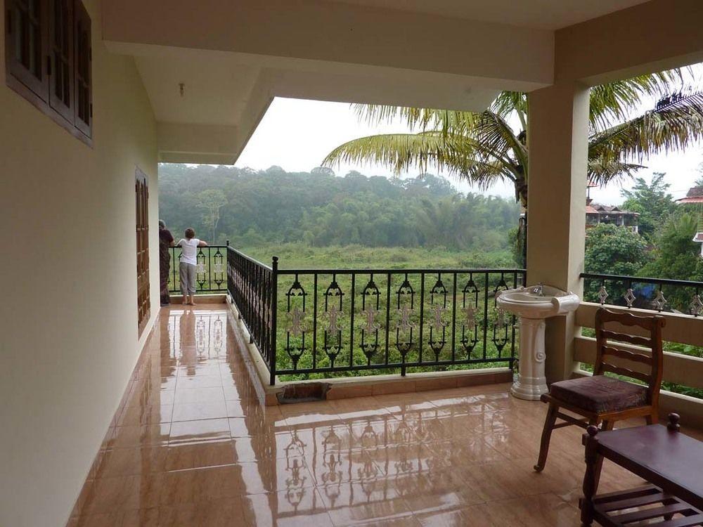 Jungle Palace Homestay テッカディ エクステリア 写真